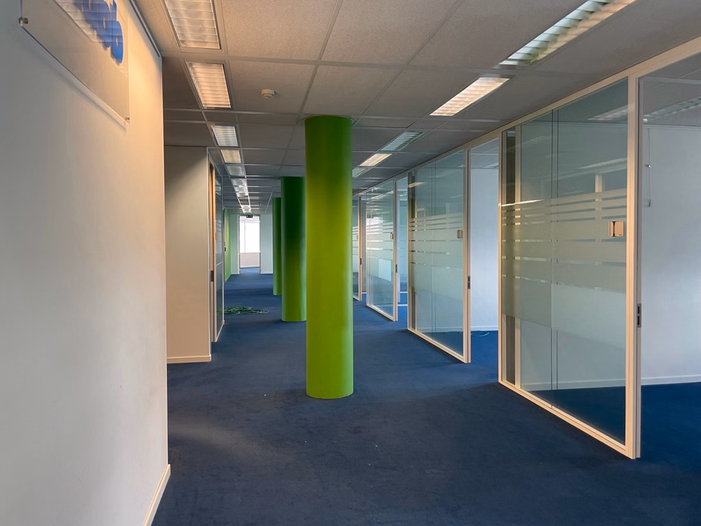 A LOUER/A VENDRE - BUREAUX GRAND BIGARD