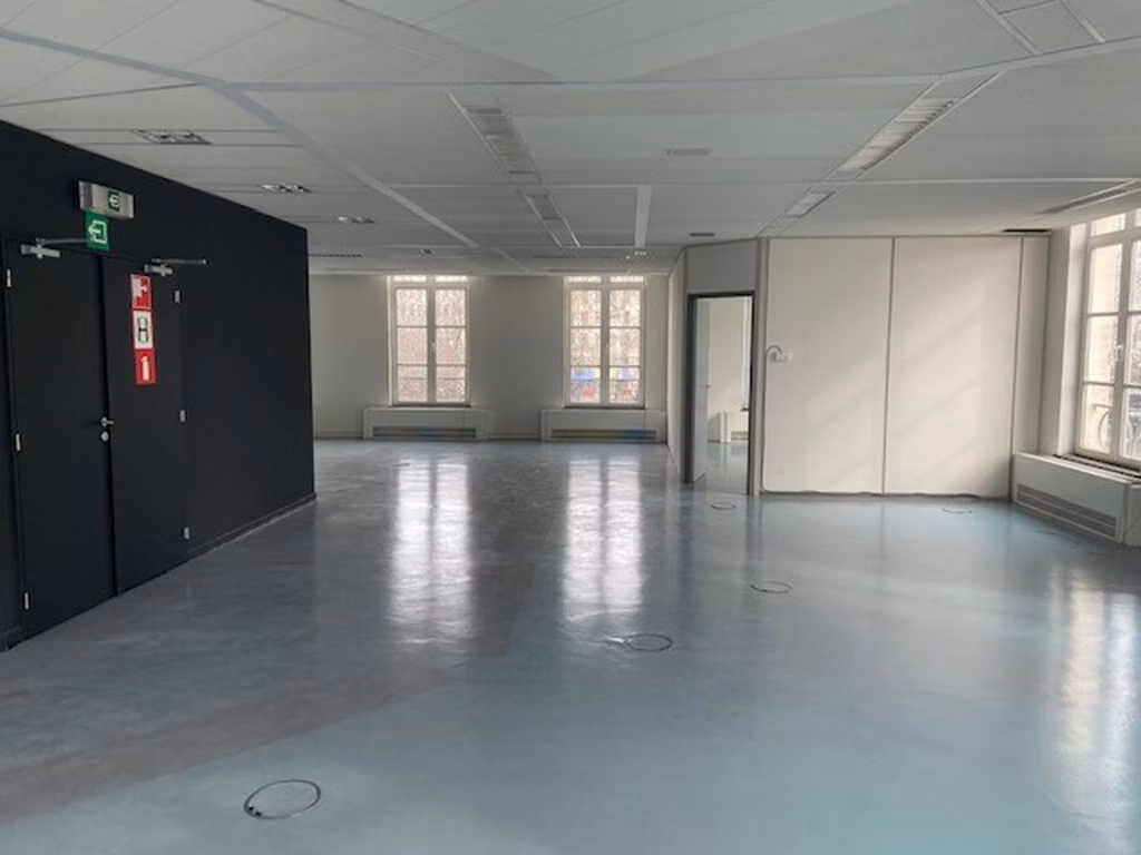  A LOUER - BUREAUX - BRUXELLES 