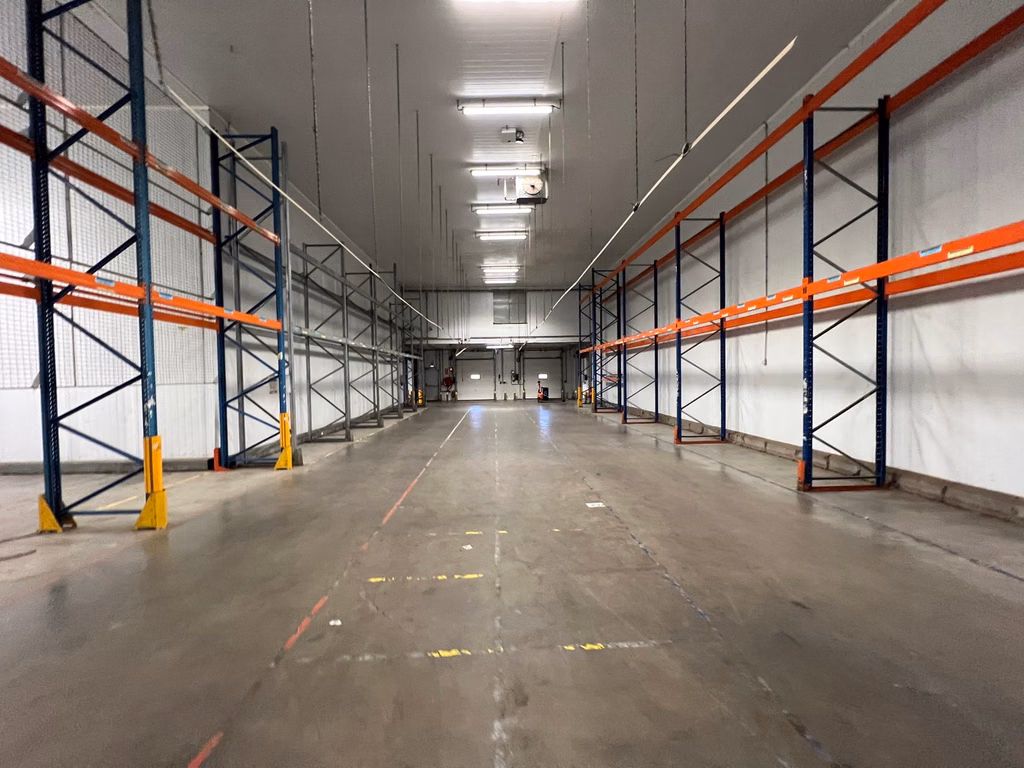 A VENDRE - P.A.E Courcelles - Entrepôt logistique