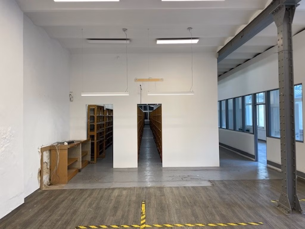 À LOUER – Bureaux & espaces polyvalents à Anderlecht (Poincaré 61)