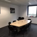 A LOUER - MONT-ST-GUIBERT - BUREAUX