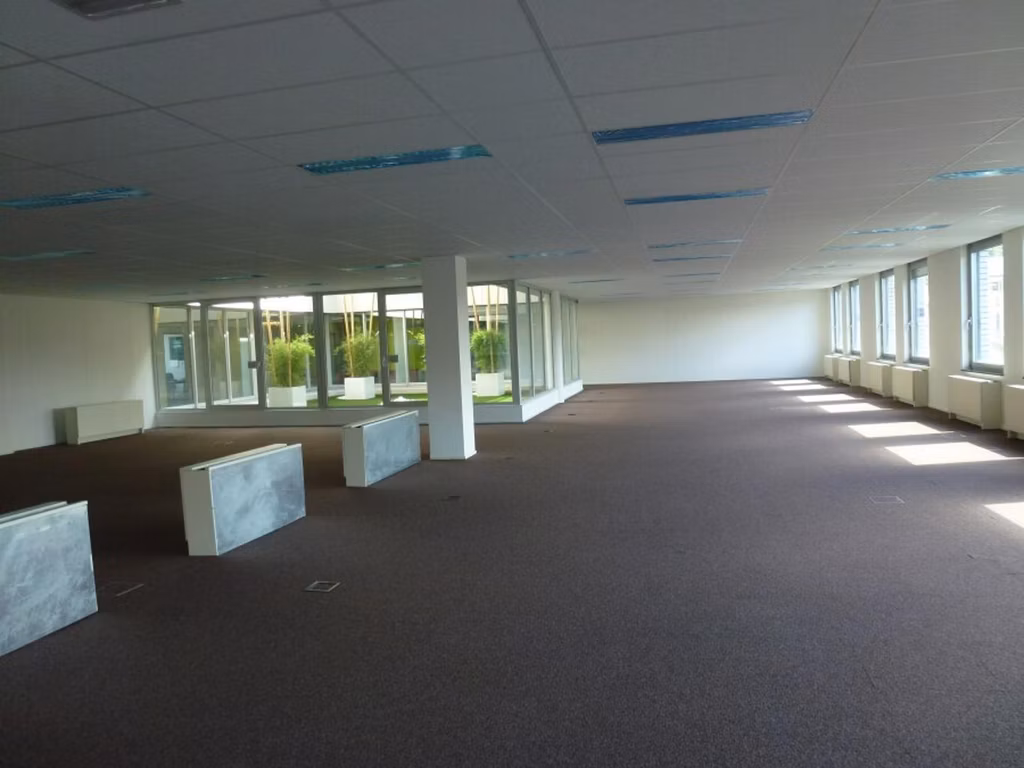 SOUVERAIN 165 - B - 352/0397