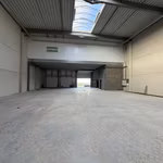 À LOUER ENTREPÔT NEUF ET BUREAUX MALINES