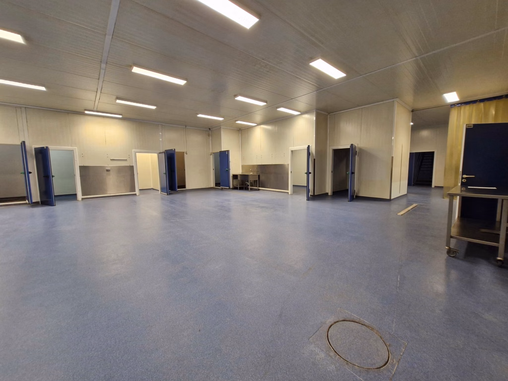 À vendre : Bâtiment industriel 825m² - Bruxelles & Zaventem