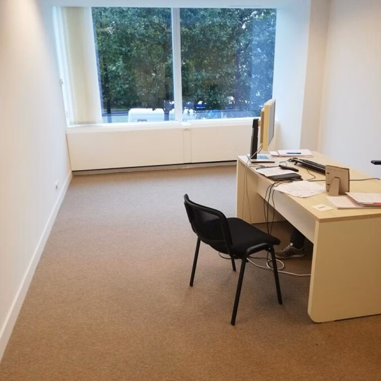 A LOUER - BUREAUX - BRUXELLES