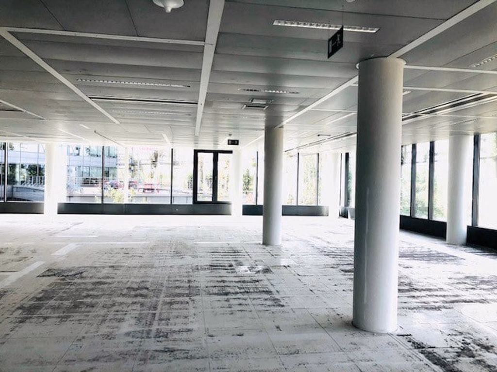 A LOUER - BUREAUX - ZAVENTEM