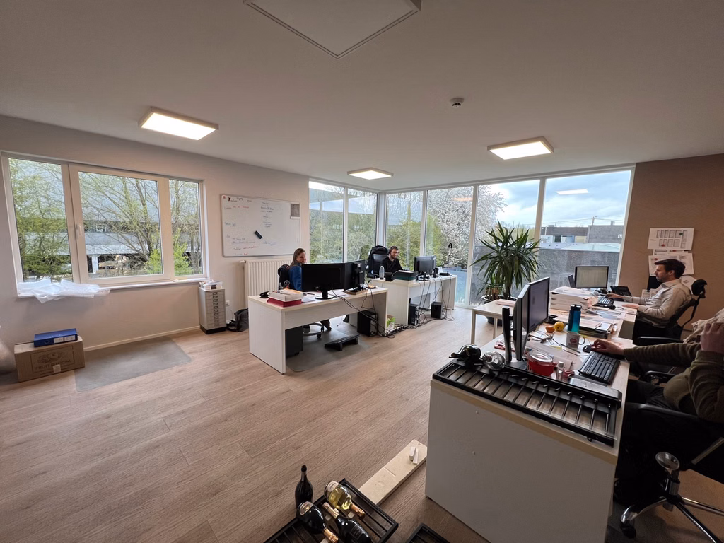 A LOUER - P.A.E Gembloux-Sauvenière - Entrepôt et bureaux