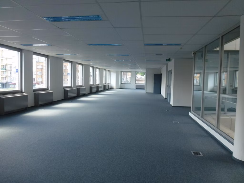 SOUVERAIN 165 - B - 352/0397