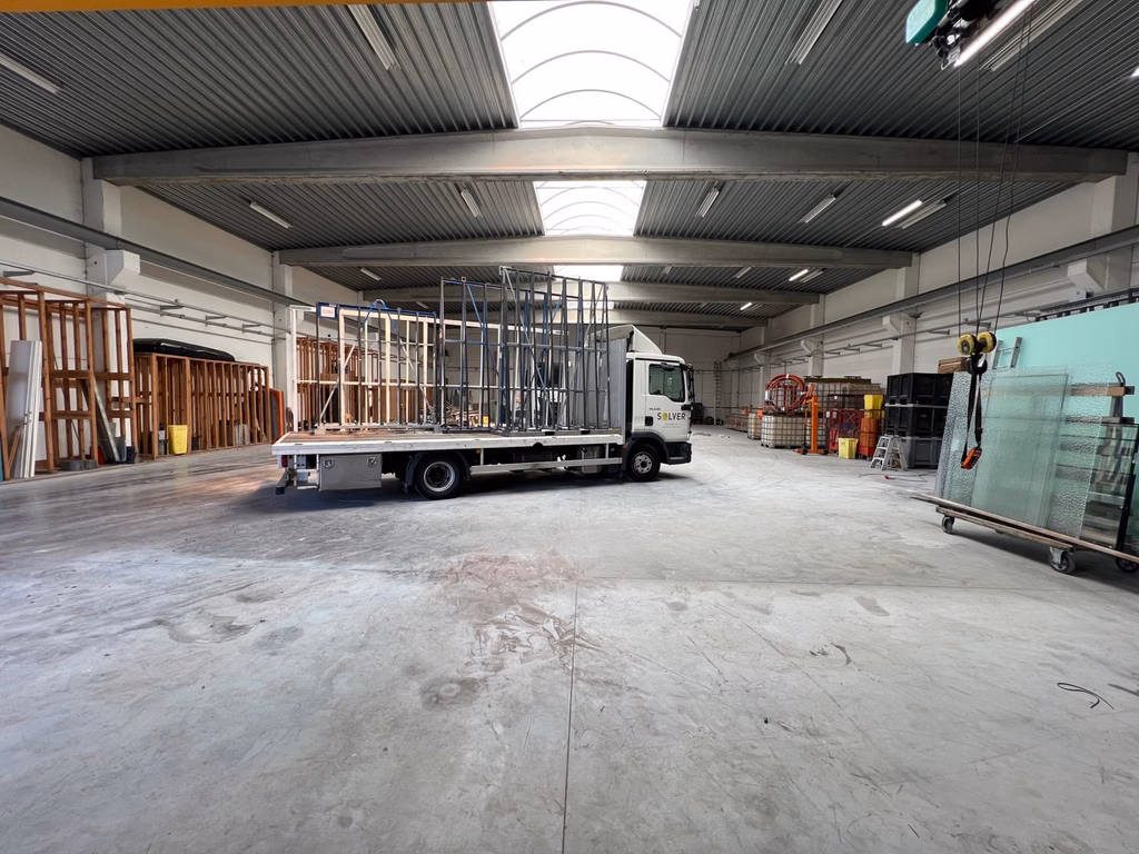 A LOUER - P.A.E Tournai Ouest 1 - Immeuble industriel