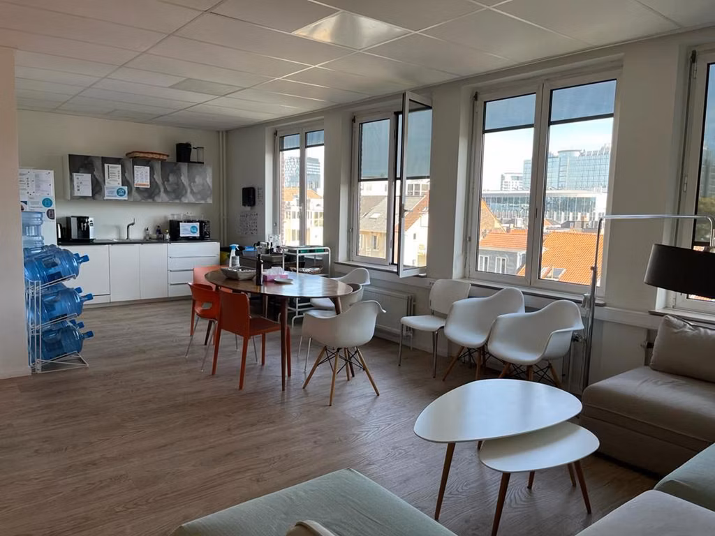 A LOUER - BUREAUX - BRUXELLES