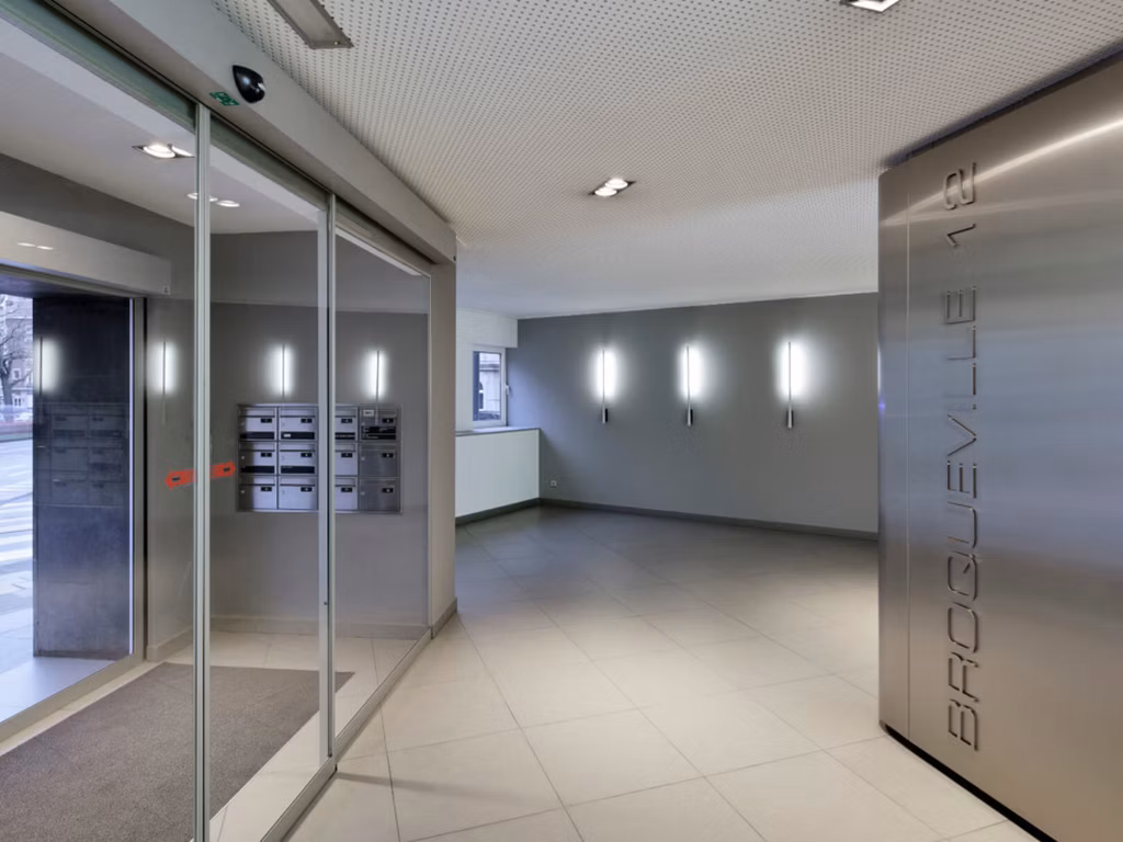 BROQUEVILLE 12 - B - 352/1076