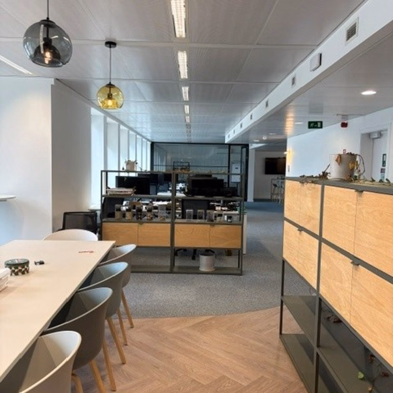 A LOUER - BUREAUX - AUDERGHEM
