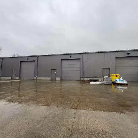 Bureaux & entrepôts à louer <br> Heist-op-den-Berg