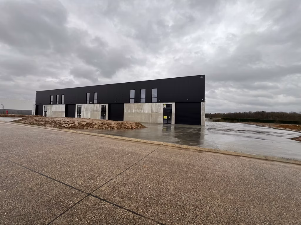 A LOUER - P.A.E Ecolys/Namur-Nord-Rhisnes - entrepôt