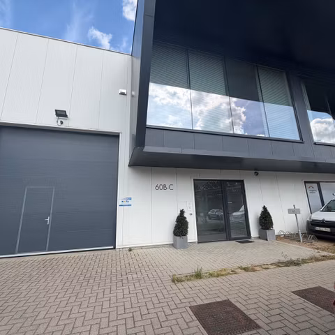 Unité pme à louer <br> Mechelen