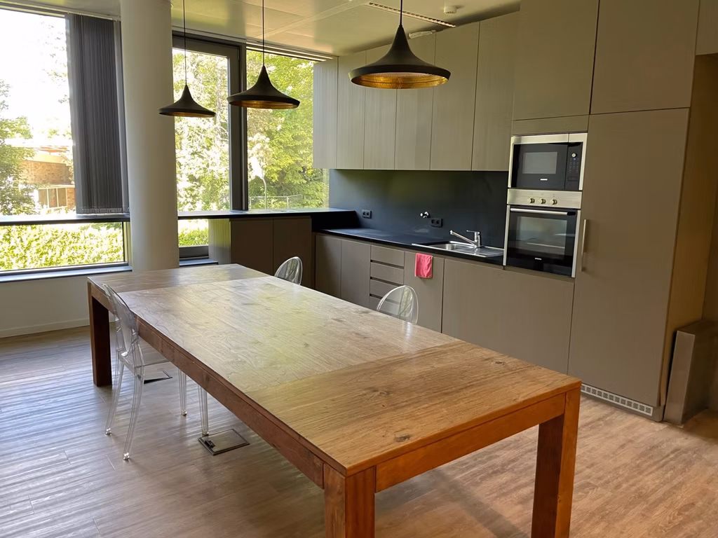 A LOUER - BUREAUX - BRUXELLES