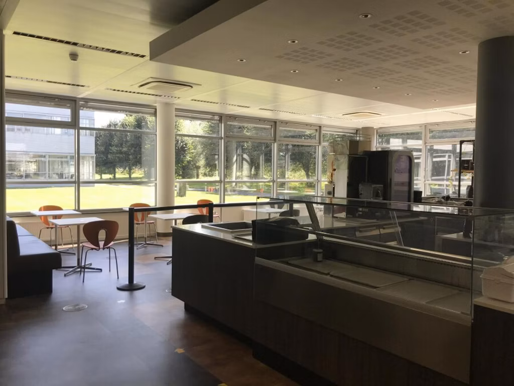 A LOUER - BURAUX - BEERSEL