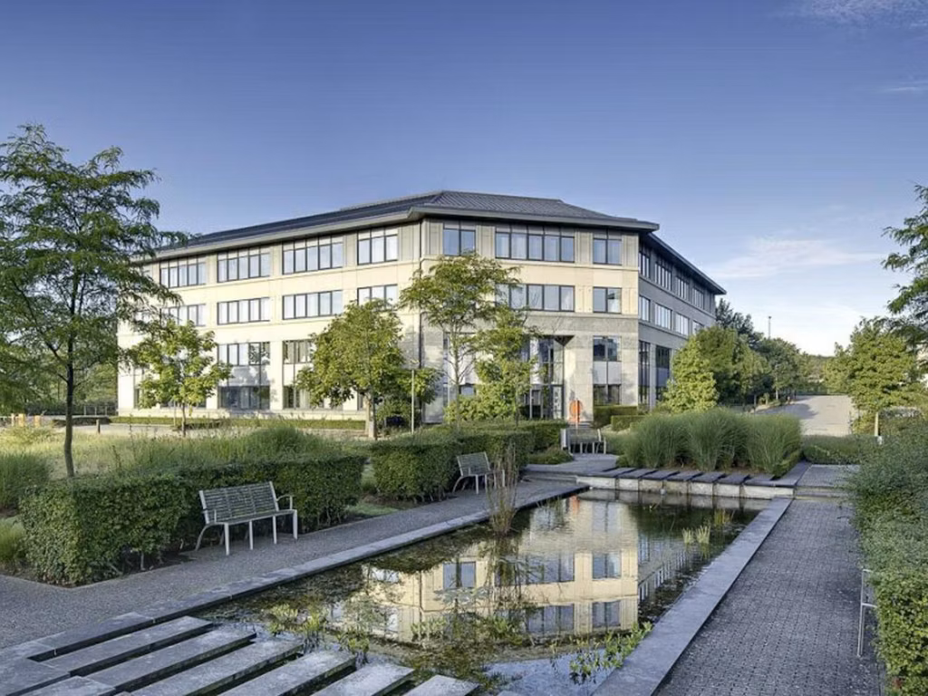 A LOUER - BUREAUX - ZAVEMTEM