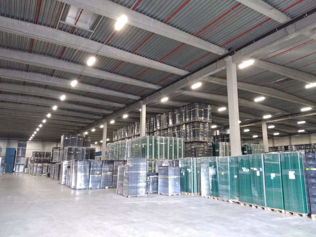 TE HUUR INDUSTRIEEL GEBOUW GROBBENDONK