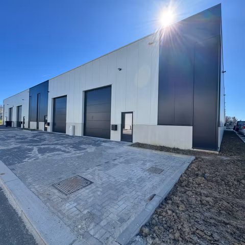 Warehouse for rent <br> Saint-Georges-sur-Meuse