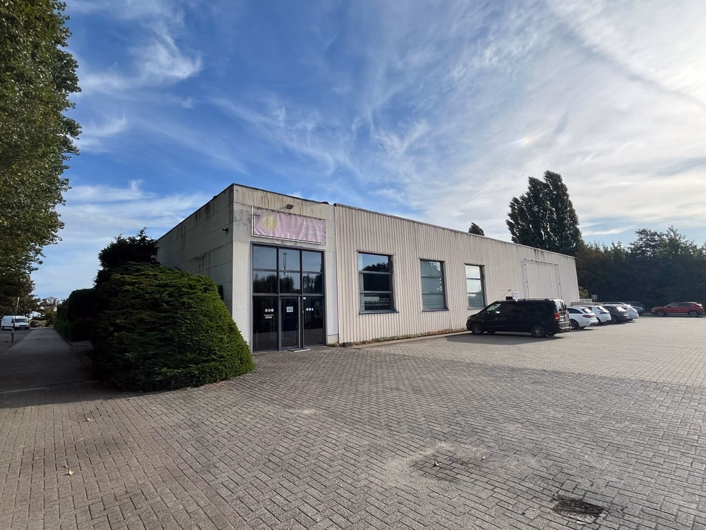 KMO-UNIT 240 M² - 720 m² TE HUUR – Rumst  – NABIJ E19 EN A12