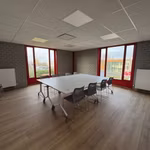 A VENDRE - ENTREPOT + BUREAUX - SAINTES