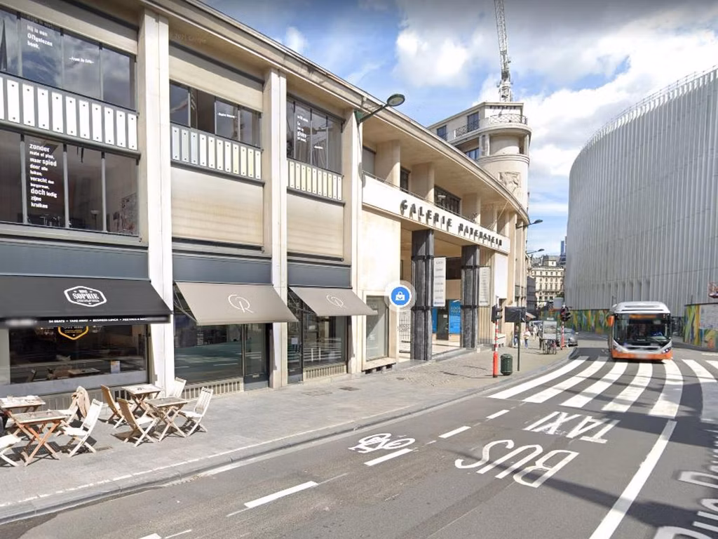 Bureau à louer <br> Brussels