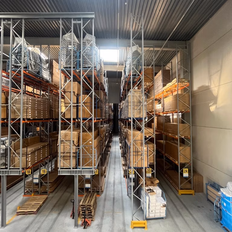 EUROPALAAN 41 - MAGAZIJN +1