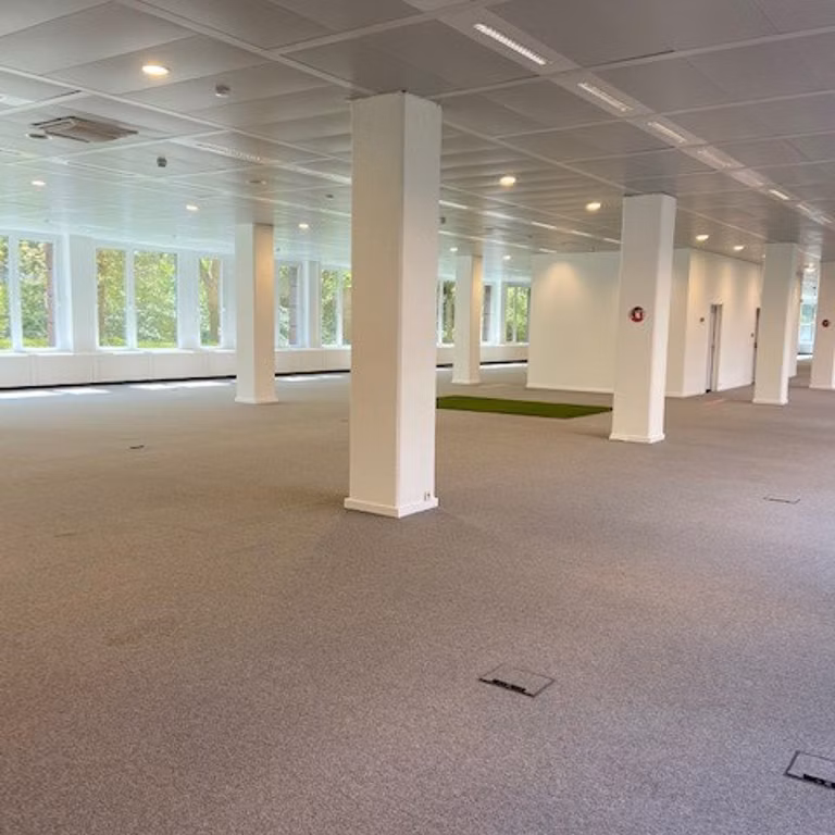 TE HUUR - KANTOREN - BRUSSEL