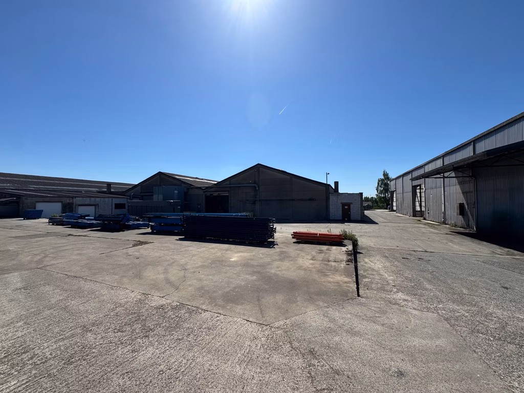 CENTRE 99
