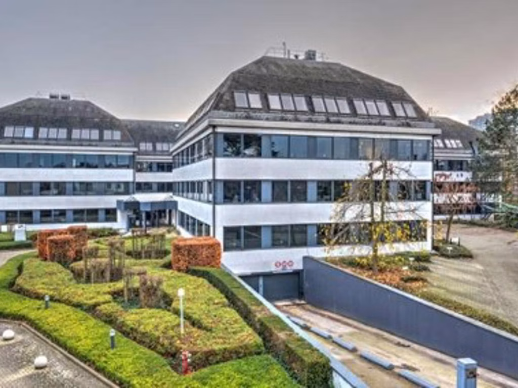 LAARSTR 16-GARDEN SQUARE - B - 352/1690