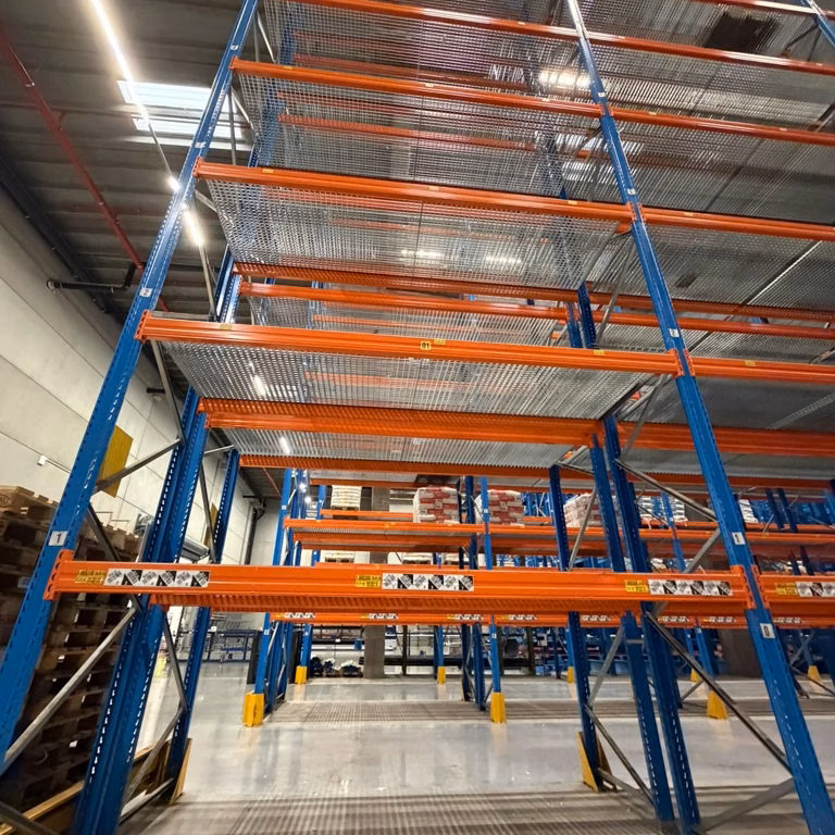 TE HUUR OPSLAGRUIMTE KORTRIJK