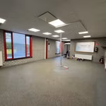 A VENDRE - ENTREPOT + BUREAUX - SAINTES