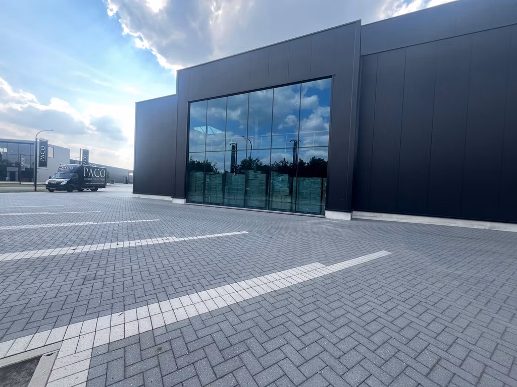 EUROPALAAN 41 - MAGAZIJN +1