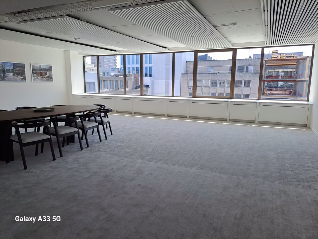 A LOUER - BUREAUX - ETTERBEEK (BRUXELLES)