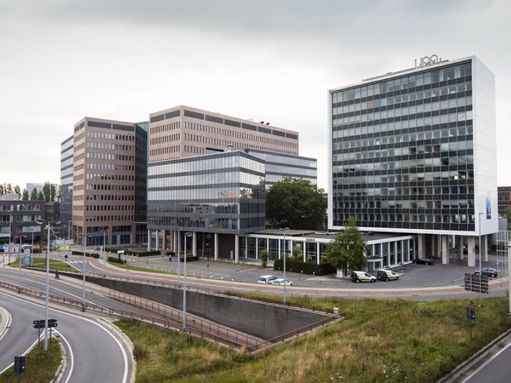 TO LET - OFFICES - GHENT