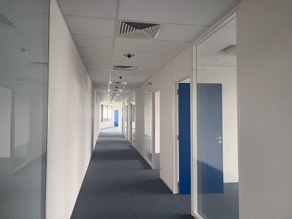 A LOUER - BUREAUX - ZAVENTEM