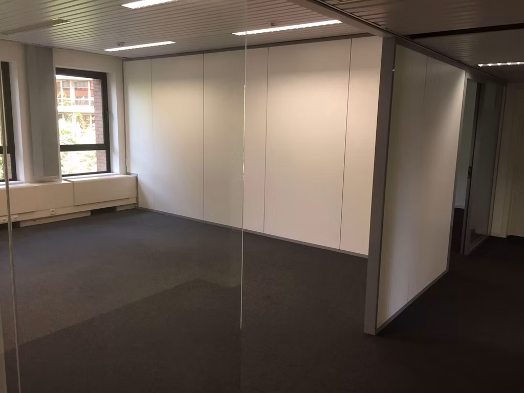 A LOUER - BUREAUX - BRUXELLES