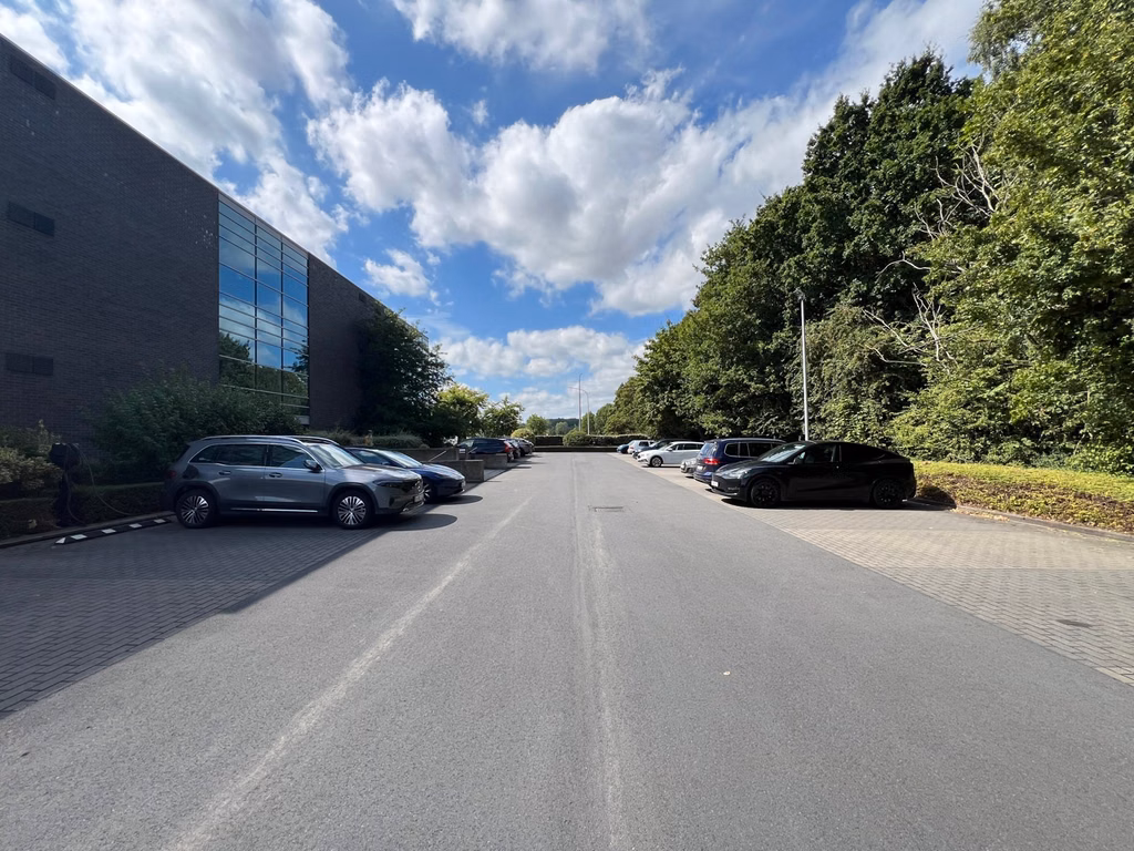 A LOUER - P.A.E Tournai Ouest - Bureaux