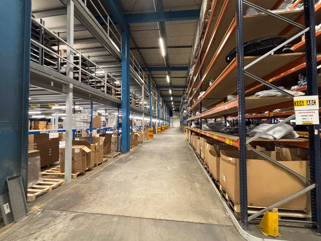 À LOUER ENTREPÔT KONTICH