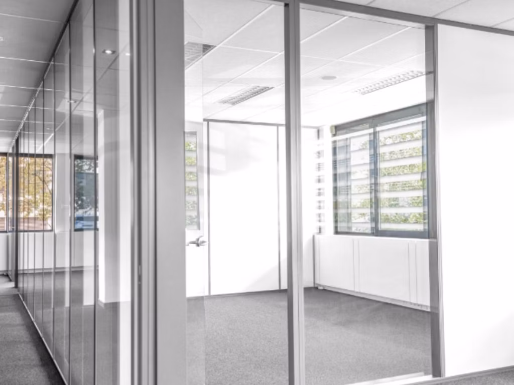 A LOUER - BUREAUX - ZAVENTEM