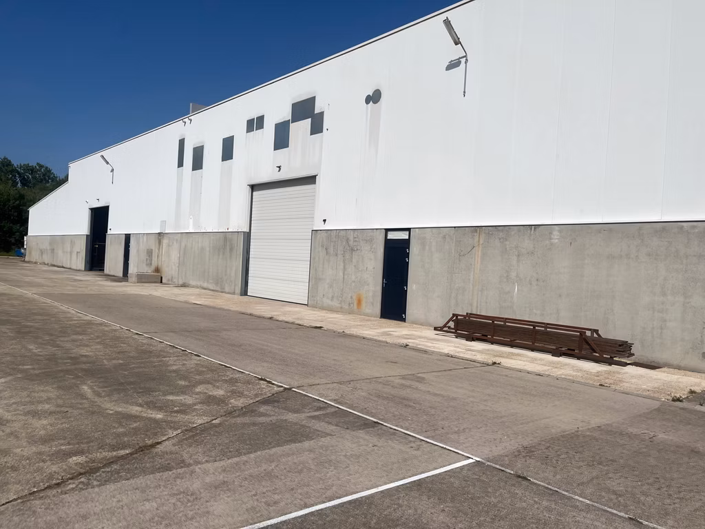 INDUSTRIEPARK 17 UNIT 385m²