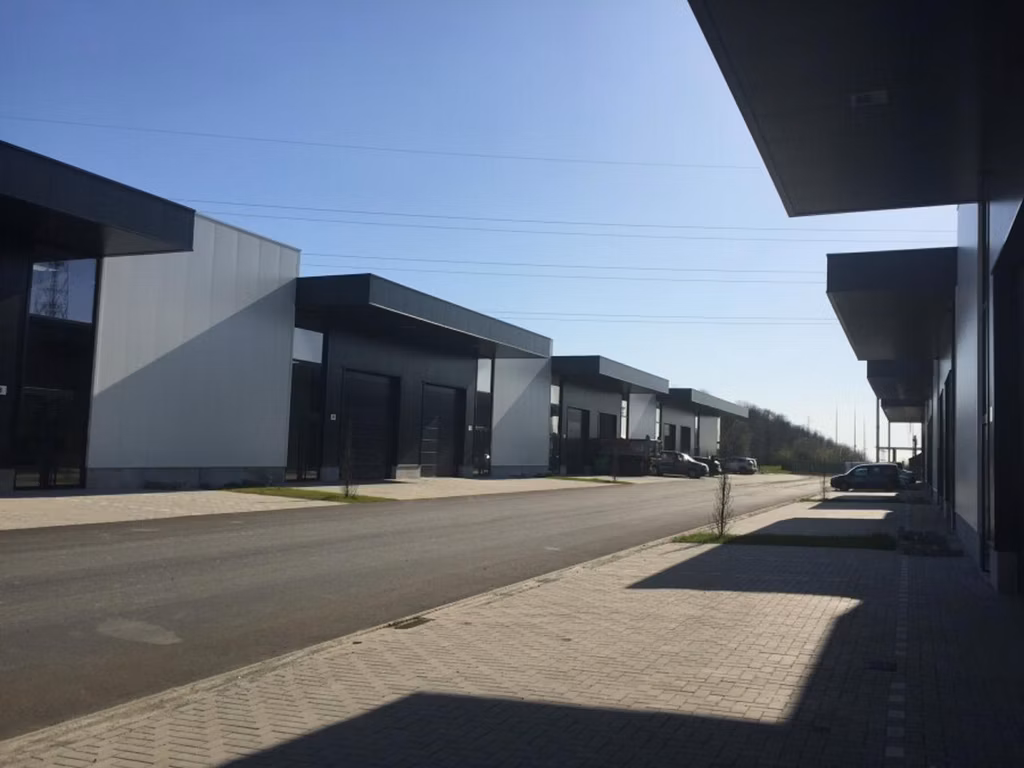 Industriel à louer <br> Ciney Achêne