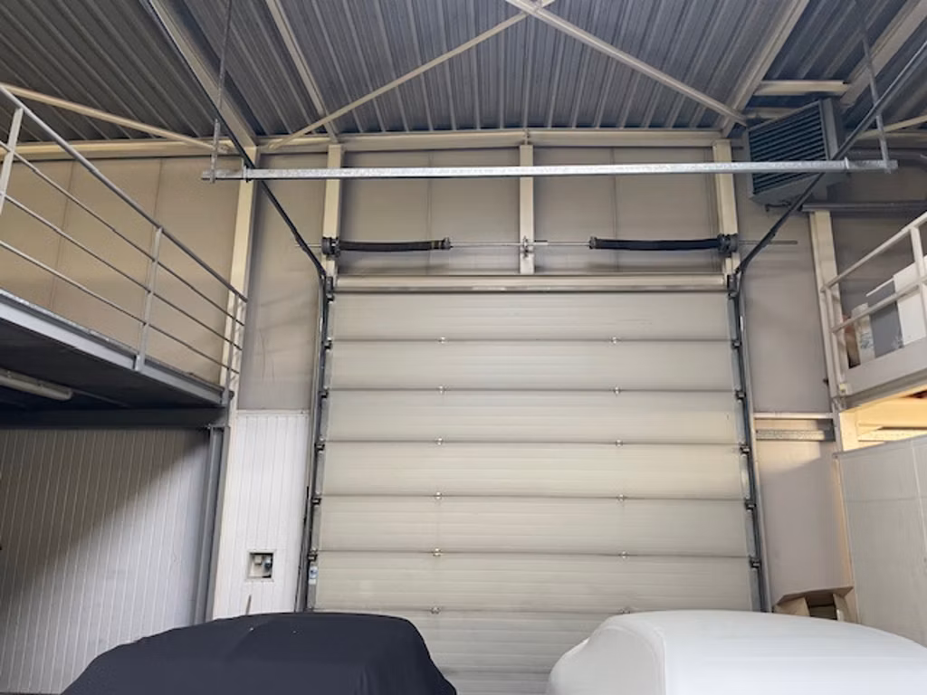 IMMEUBLE DE BUREAUX + ENTREPOT - A LOUER - ZAVENTEM