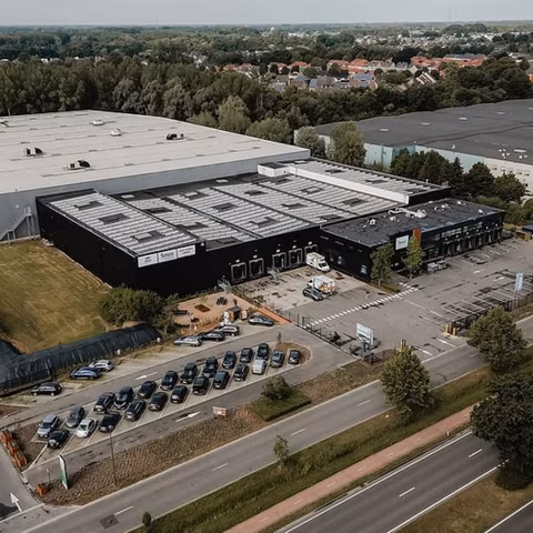 Industrieel gebouw te huur <br> Bornem