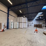 TE HUUR BEDRIJFSGEBOUW MECHELEN
