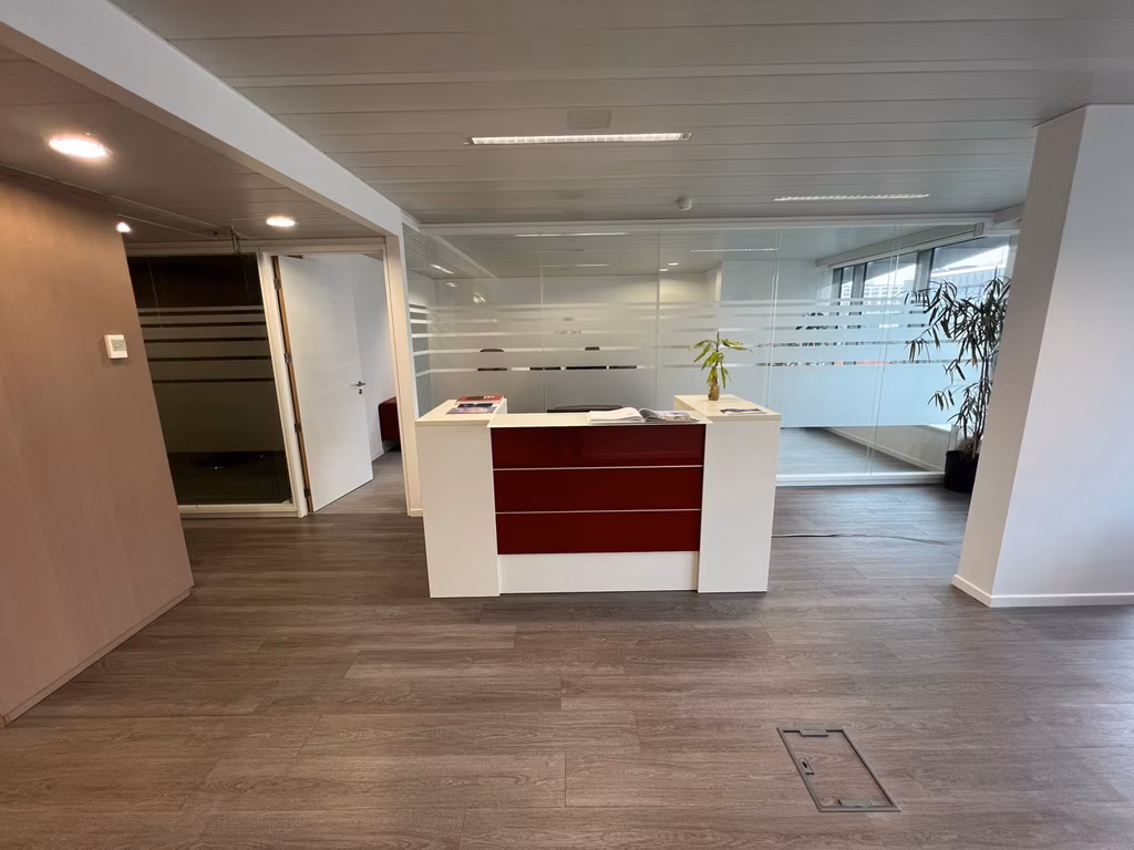 TE HUUR - KANTOREN - BRUSSEL