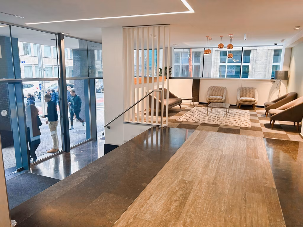 TO LET - OFFICES - BRUSSELS