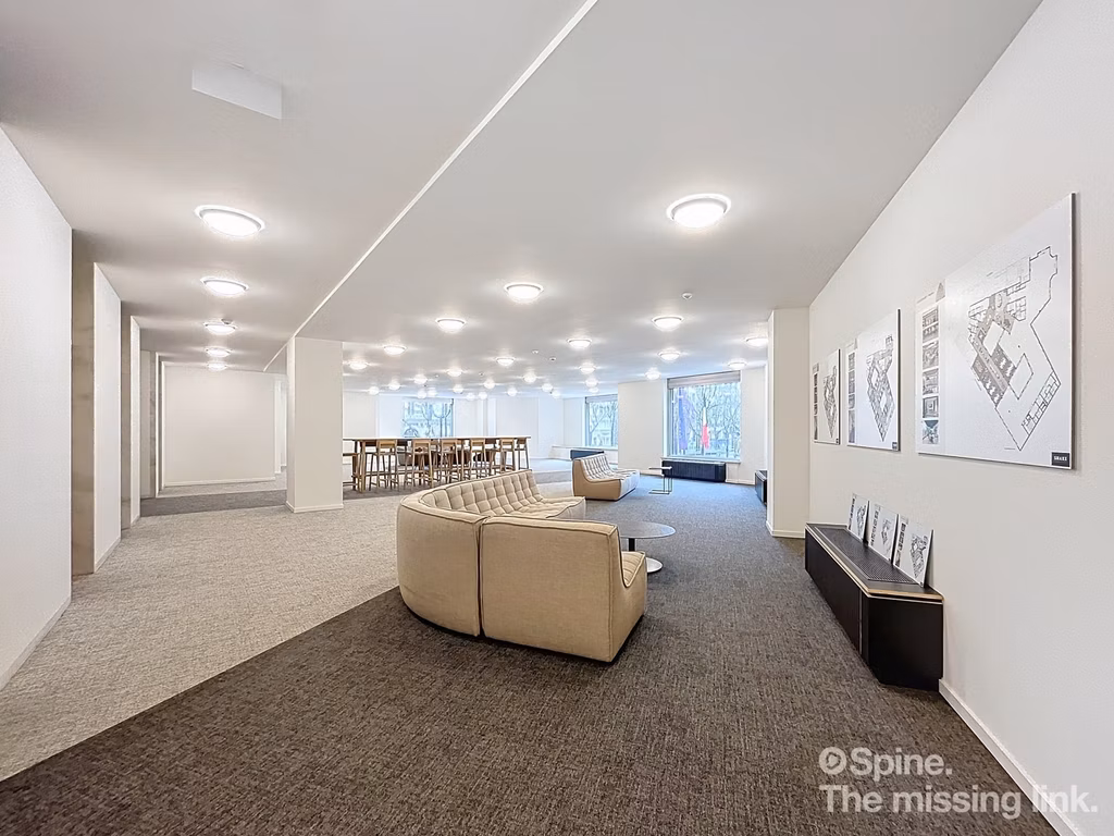 BUREAUX A LOUER- Place Stéphanie 