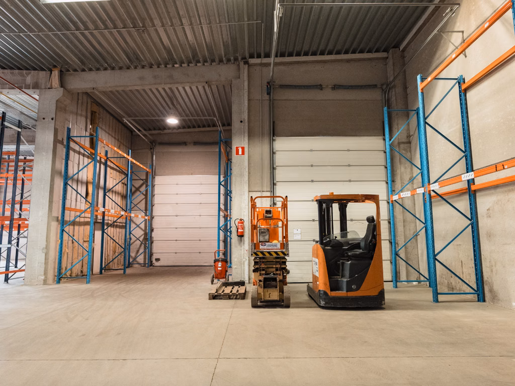 A VENDRE BATIMENT COMMERCIAL ZWIJNDRECHT